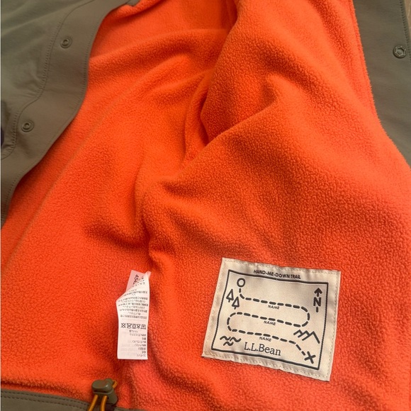L.L. Bean Boundless Softshell Jacket - Picture 8 of 9